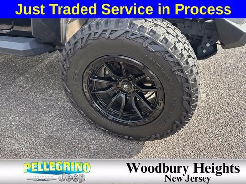 Black Clearcoat 2023 Jeep Gladiator Rubicon