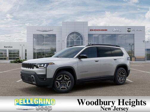 Silver Zynith Clearcoat 2026 Jeep Cherokee Laredo