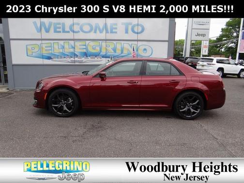 2023 Chrysler 300 S