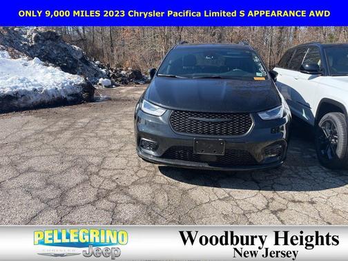 2023 Chrysler Pacifica Limited