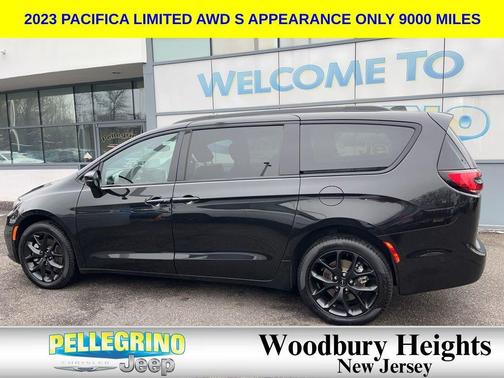 2023 Chrysler Pacifica Limited