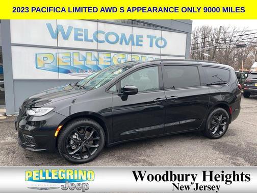 2023 Chrysler Pacifica Limited
