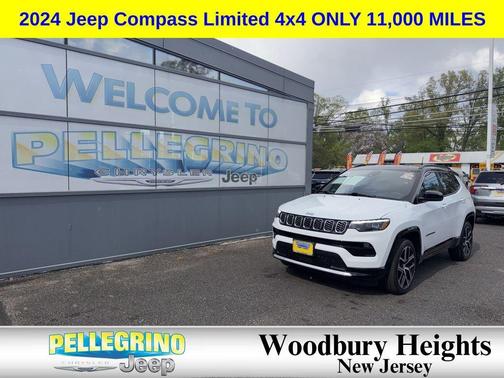 Bright White Clearcoat 2024 Jeep Compass Limited