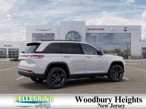 Bright White Clearcoat 2026 Jeep Grand Cherokee Limited