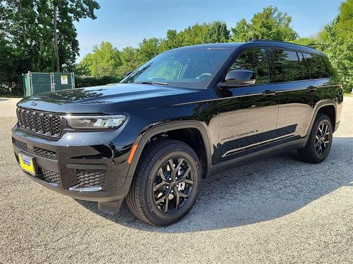 2025 Jeep Grand Cherokee L Laredo