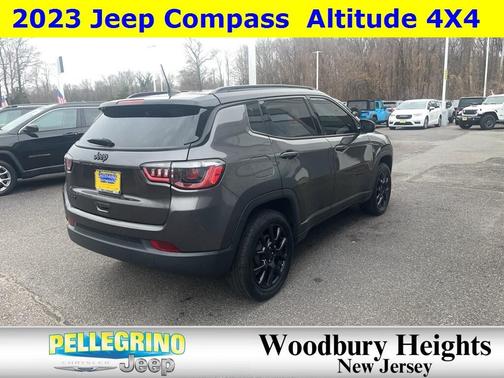 2023 Jeep Compass Altitude