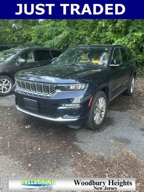 2023 Jeep Grand Cherokee Summit