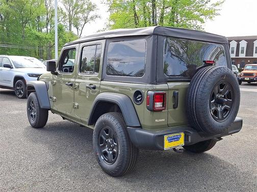 2025 Jeep Wrangler Sport