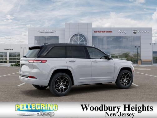 Bright White Clearcoat 2026 Jeep Grand Cherokee Summit