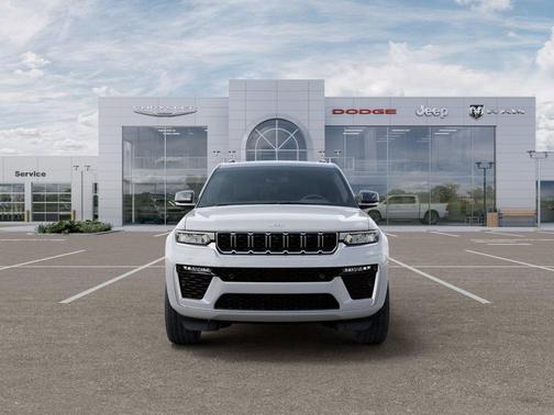 Bright White Clearcoat 2026 Jeep Grand Cherokee Summit