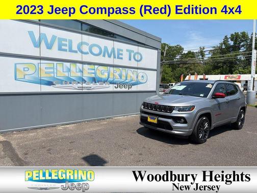 Billet Silver Metallic Clearcoat 2023 Jeep Compass (RED) Edition 4x4