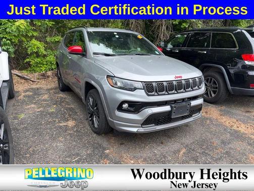Billet Silver Metallic Clearcoat 2023 Jeep Compass (RED) Edition 4x4