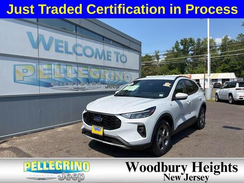 Space Silver Metallic 2025 Ford Escape ST-Line Select