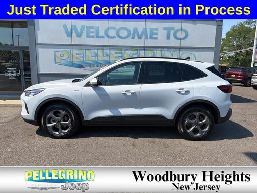 Space Silver Metallic 2025 Ford Escape ST-Line Select