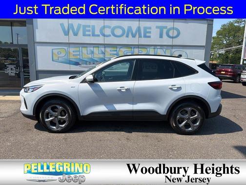 Space Silver Metallic 2025 Ford Escape ST-Line Select