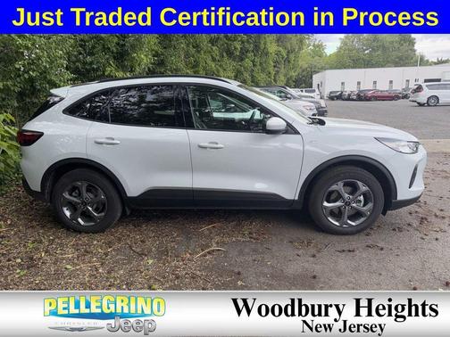 Space Silver Metallic 2025 Ford Escape ST-Line Select