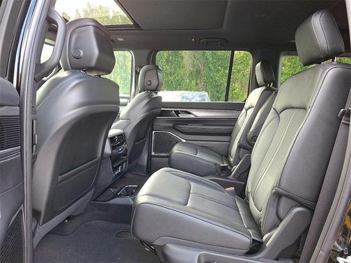 2025 Jeep Wagoneer Series II