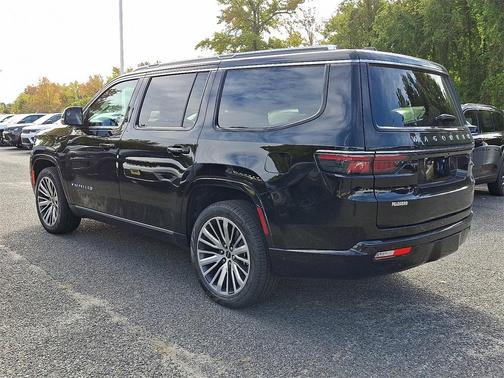 2025 Jeep Wagoneer Series II