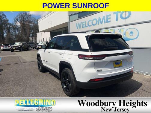 2023 Jeep Grand Cherokee Altitude