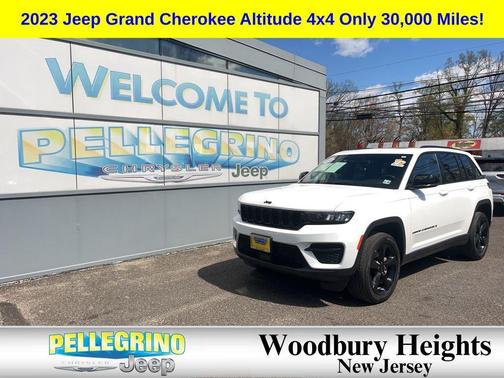 2023 Jeep Grand Cherokee Altitude