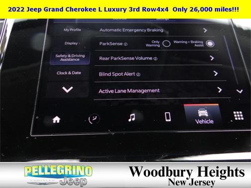 2022 Jeep Grand Cherokee L Laredo