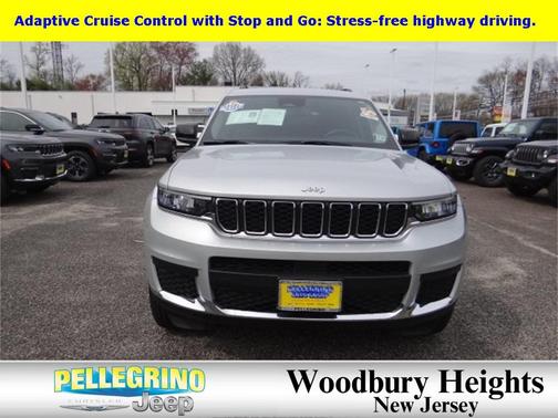 2022 Jeep Grand Cherokee L Laredo