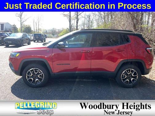 Red Hot Pearlcoat 2025 Jeep Compass Trailhawk