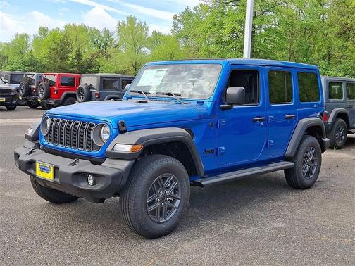 2025 Jeep Wrangler Sport