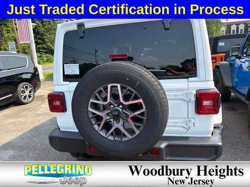 Bright White Clearcoat 2025 Jeep Wrangler Sahara