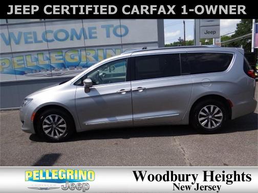 2020 Chrysler Pacifica Touring-L Plus