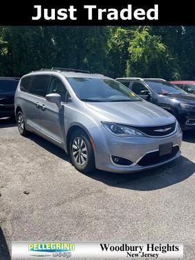 2020 Chrysler Pacifica Touring-L Plus