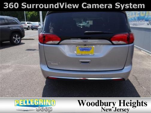 2020 Chrysler Pacifica Touring-L Plus