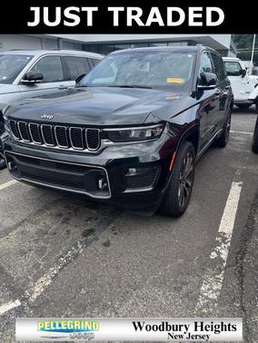 2022 Jeep Grand Cherokee Overland