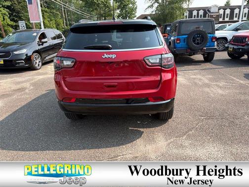 Red Hot Pearlcoat 2025 Jeep Compass Limited