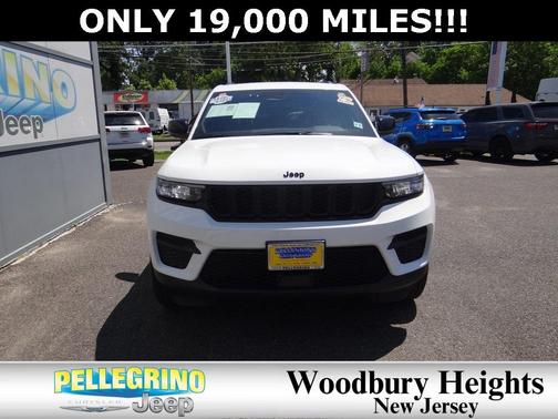 2022 Jeep Grand Cherokee Altitude