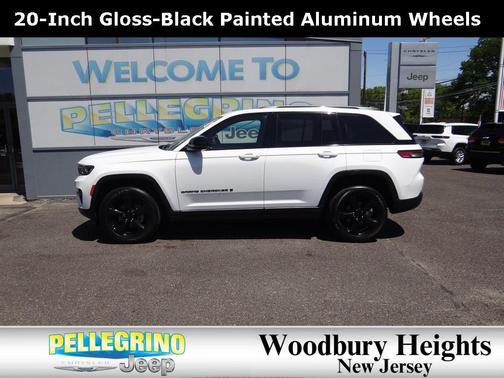2022 Jeep Grand Cherokee Altitude