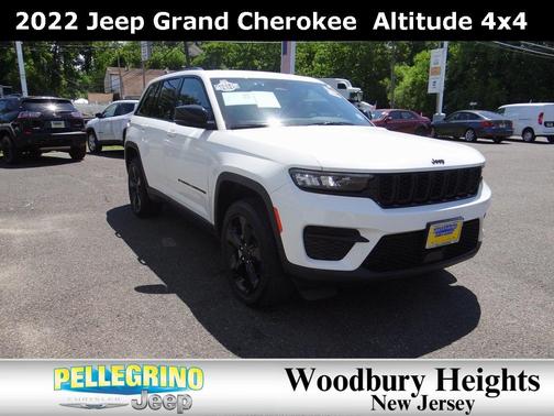 2022 Jeep Grand Cherokee Altitude