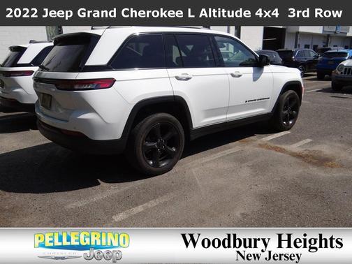 2022 Jeep Grand Cherokee Altitude
