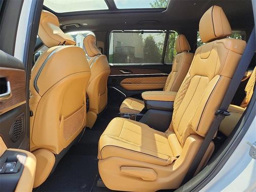 2025 Jeep Grand Cherokee L Summit