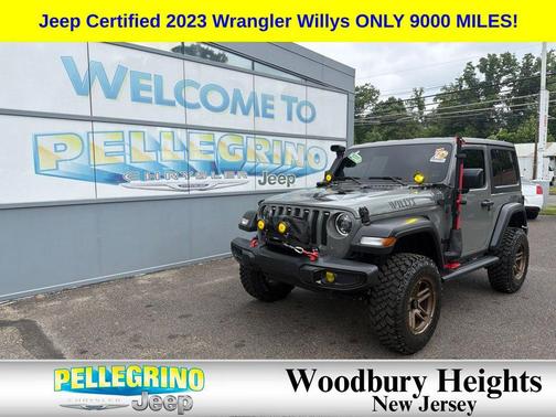 Sting-Gray Clearcoat 2023 Jeep Wrangler Willys