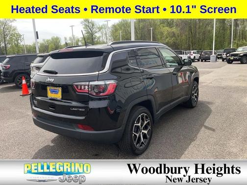 Diamond Black Crystal Pearlcoat 2025 Jeep Compass Limited