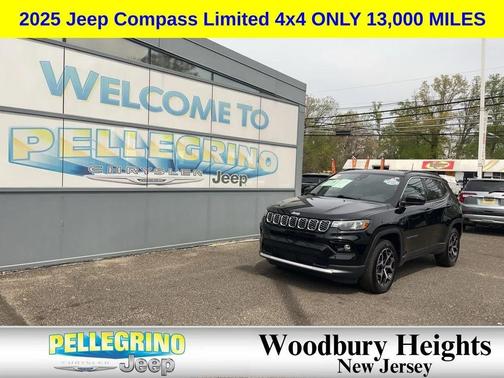 Diamond Black Crystal Pearlcoat 2025 Jeep Compass Limited