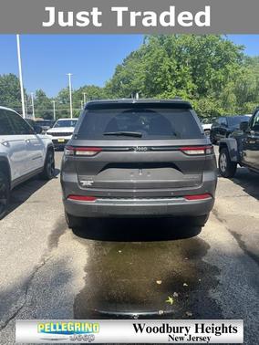 2023 Jeep Grand Cherokee Laredo X