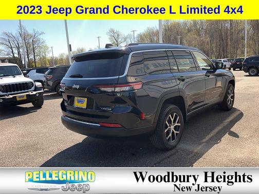 Midnight Sky 2023 Jeep Grand Cherokee L Limited
