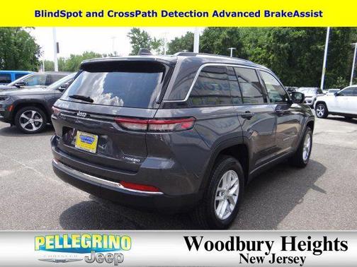 2023 Jeep Grand Cherokee Laredo