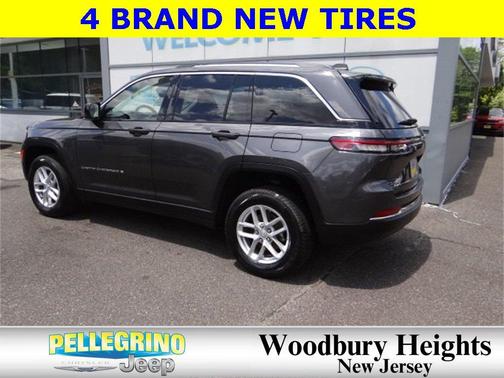 2023 Jeep Grand Cherokee Laredo