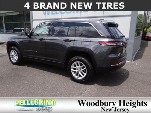 2023 Jeep Grand Cherokee Laredo