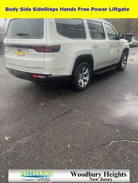 2022 Jeep Wagoneer Series II 4x4