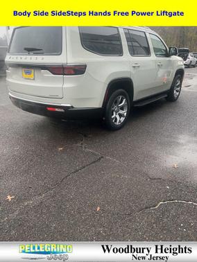 2022 Jeep Wagoneer Series II 4x4