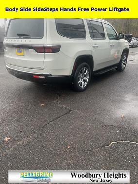 2022 Jeep Wagoneer Series II